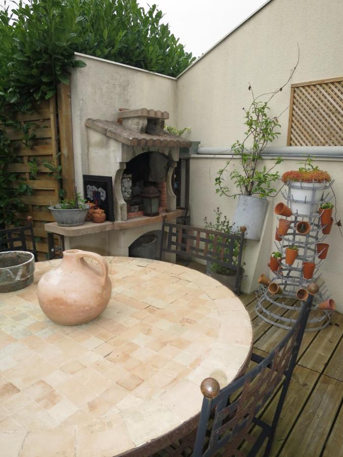 Duplex Contemporain Terrasse Exterieure Parking Apartamento Leves Exterior foto