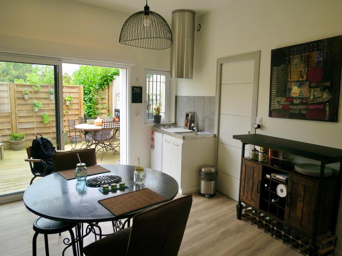 Duplex Contemporain Terrasse Exterieure Parking Apartamento Leves Exterior foto