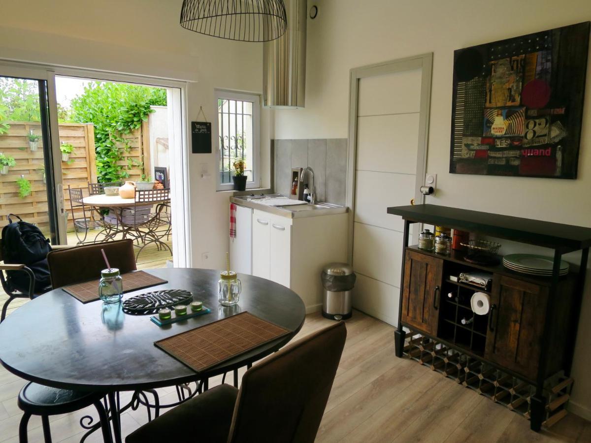 Duplex Contemporain Terrasse Exterieure Parking Apartamento Leves Exterior foto