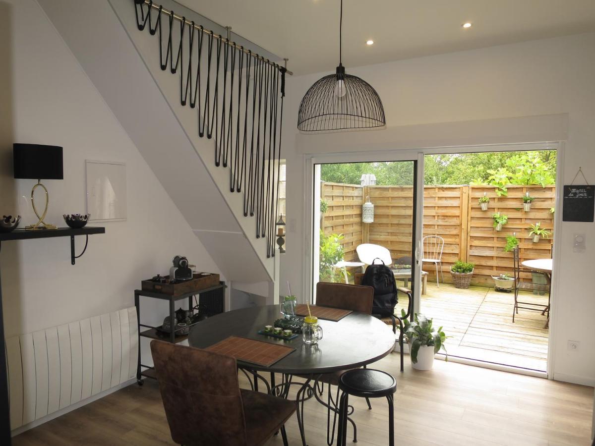 Duplex Contemporain Terrasse Exterieure Parking Apartamento Leves Exterior foto