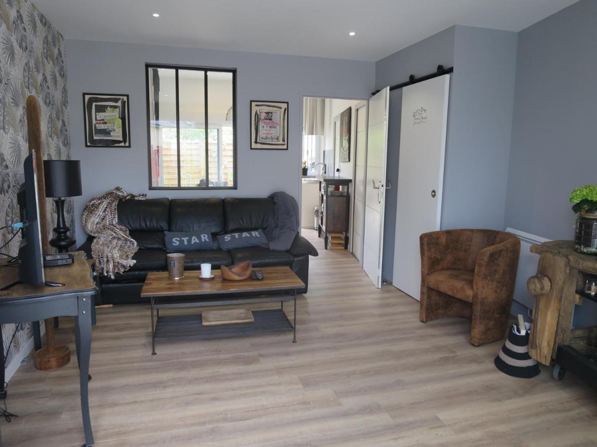 Duplex Contemporain Terrasse Exterieure Parking Apartamento Leves Exterior foto